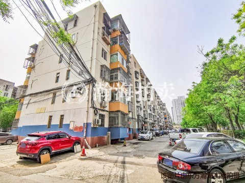 金顶街四区9号楼1605室