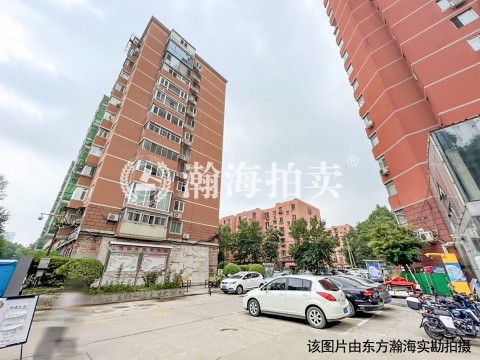 龙都国际公寓地下室+12至13层转化层+13层附房1层房屋