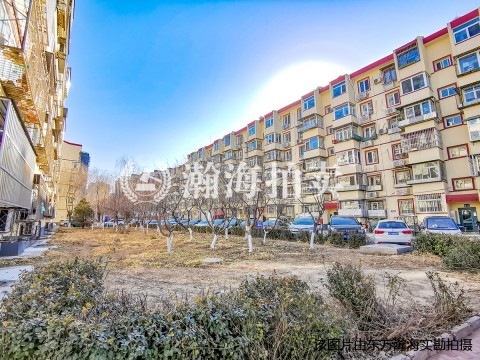 裕龙三区25号楼二单元301室