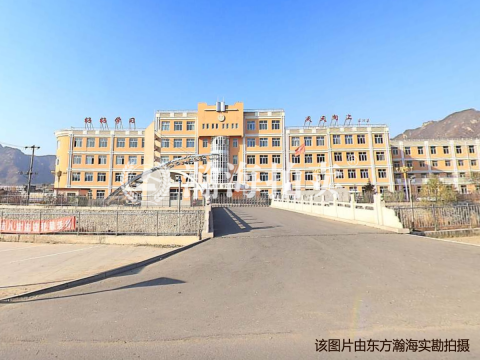 育龙铭居6号楼5单元301室
