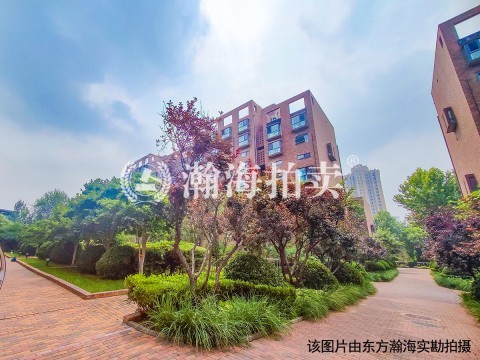 class果岭里25号楼1单元301室+车位