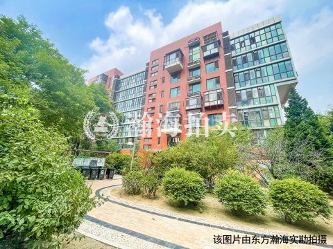 北回归线2号楼207室