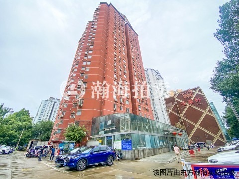 龙都国际公寓212室