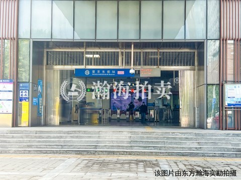 国锐金嵿11号楼1706室