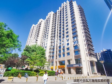 SOHO嘉盛中心1210室