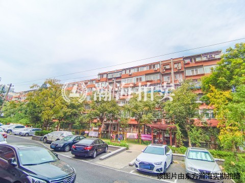 劲松二区202号楼4单元15室