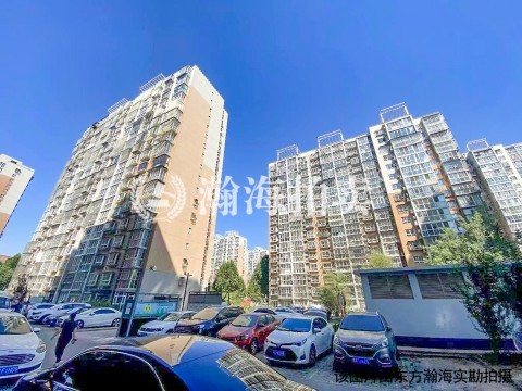 郁花园三里14号楼1单元1301室