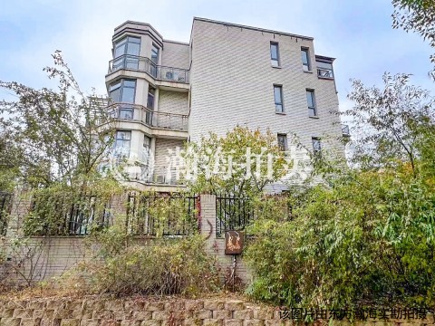 果岭小镇二区34号楼1单元401室
