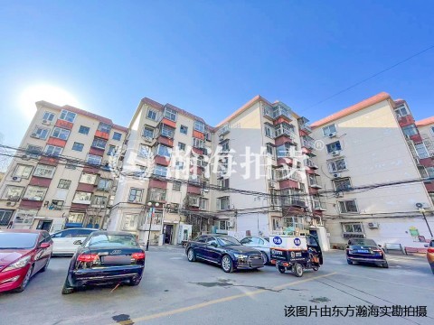 车站中里2号楼2单元501室