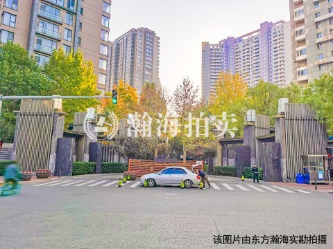 凤凰城三期13号楼1703室