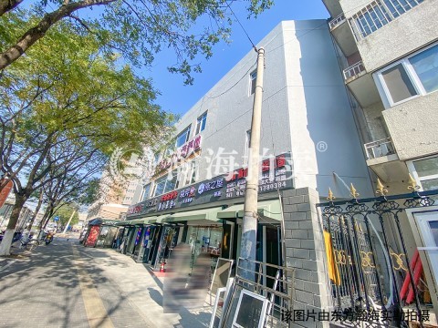 青塔东里19号楼102室