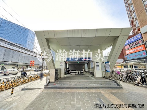 蓝堡国际公寓2号楼S-219室