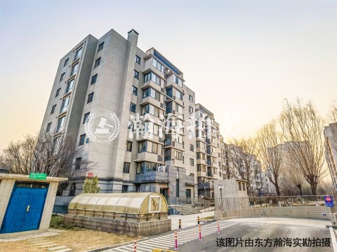 鲁艺上河村2号楼1单元802室（带1车位）