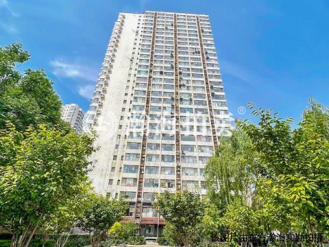 荣丰2008 8号楼215室