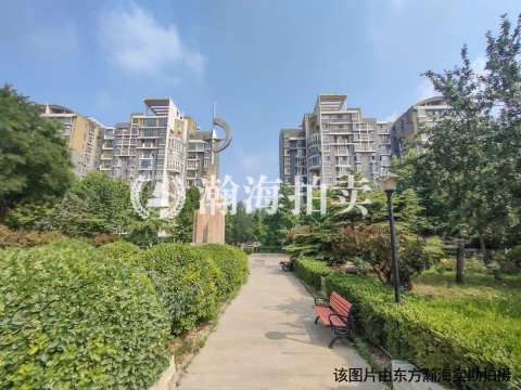 巧克力城22号楼2单元104室