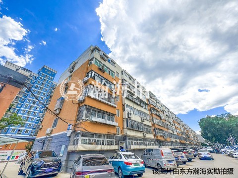 高塔小区18号楼312室