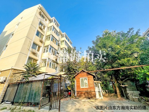 蓬莱公寓东区42号楼B单元B4室