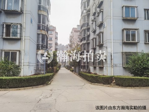 田家园小区2号楼3单元402室