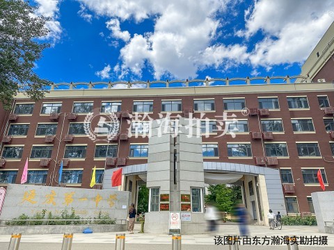 湖南小区18号楼410室（复式）