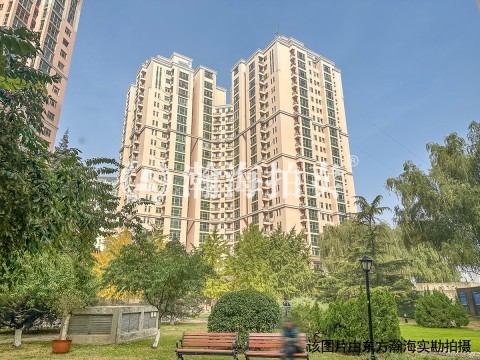 冠城南园11号楼22A室（带1车位）