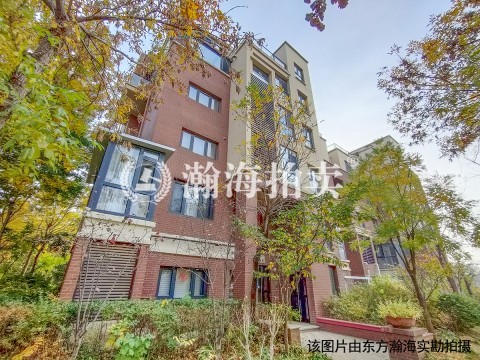 8哩岛17号楼2单元501室