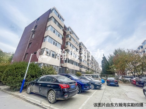 福苑小区7号楼1单元502室