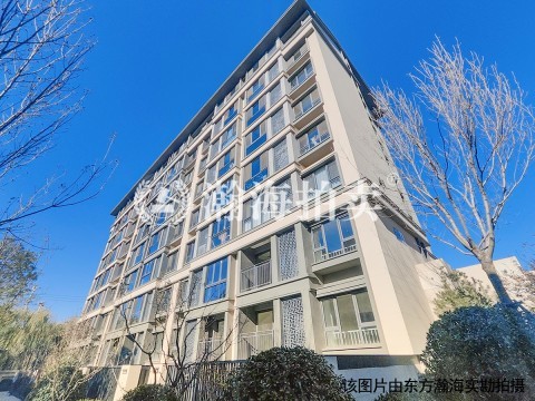 翡翠西湖二期1号楼3单元102室