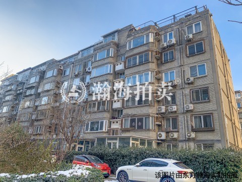 长安花园8号楼4单元101室
