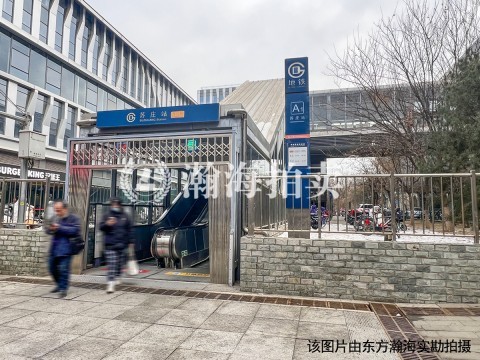 西兰岛2号楼4单元101室