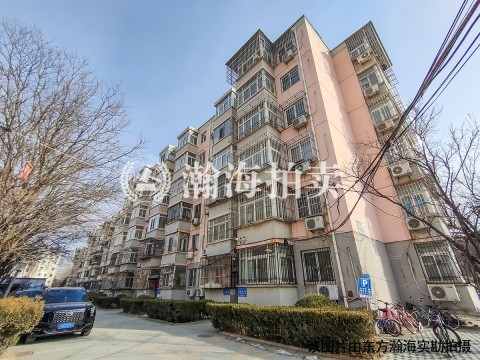 龙兴园中区13号楼4单元502室