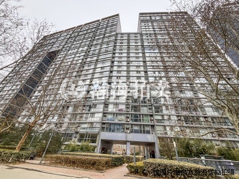 UHN国际村7号楼4单元303室