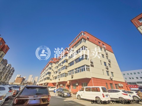 清逸西园9号楼4单元102室