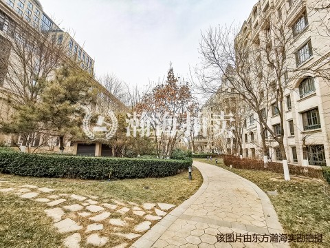 远洋万和城B区7号楼1单元703室