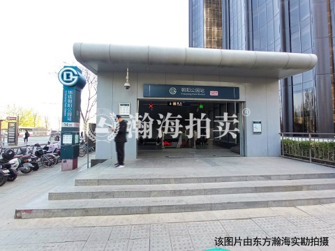 高尔夫国际公寓1号楼1单元702室、2单元701室