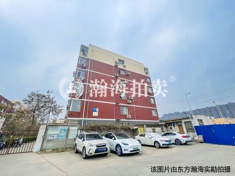 金达园7号楼1单元102室