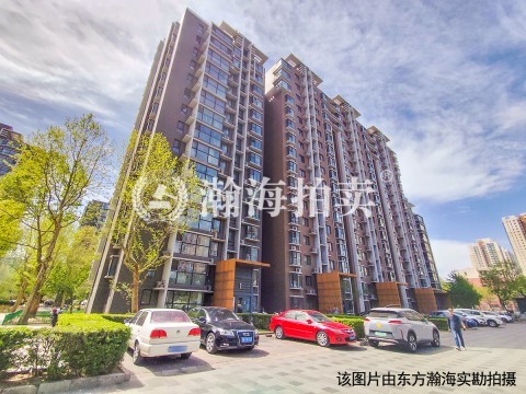 鸿业兴园10号楼3单元402室