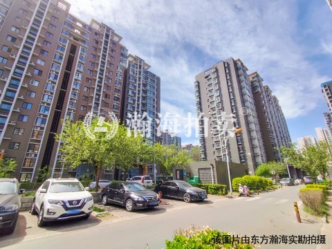 鸿业兴园一区6号楼3单元601室