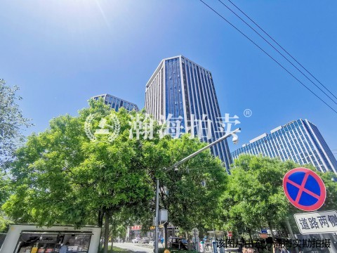 霄云中心15号楼303室、305室、306室（共3套）