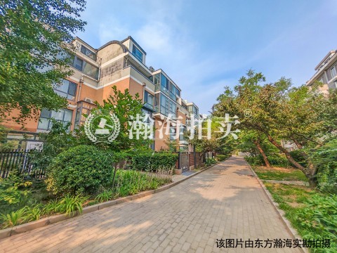 倚林佳园18号楼5单元201室（上叠别墅）
