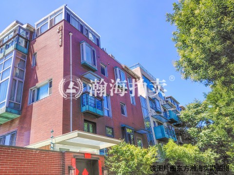 首府官邸28号楼3单元301室（叠拼别墅）