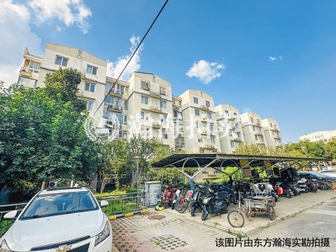 宜兰园12号楼4单元301室