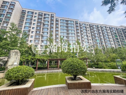 江南山水1号楼7单元105室