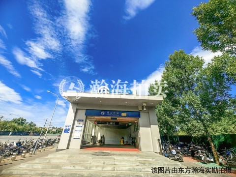 中间建筑二区14号楼03号别墅