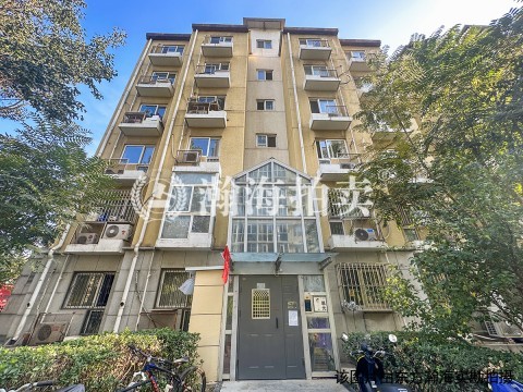 知本时代22号楼1002室