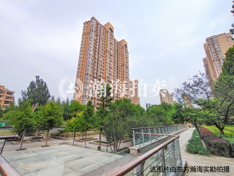 世华泊郡13号楼2单元104室