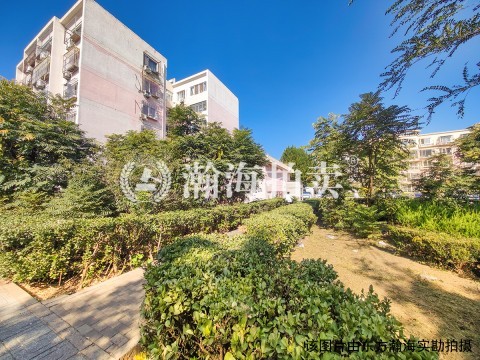 富锦嘉园一区15号楼4单元402室