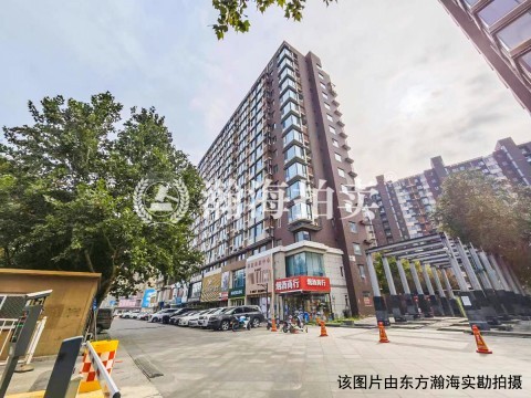 首邑上城32号楼7-5-302室（50%份额）