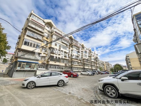 双兴北区18号楼4单元202室