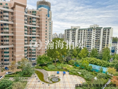 华展国际公寓2号楼C105室（复式）