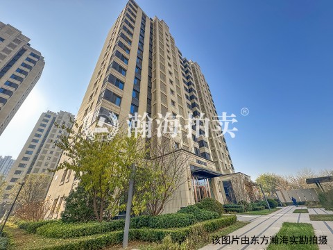 绿地海珀云翡1号楼3单元1301室